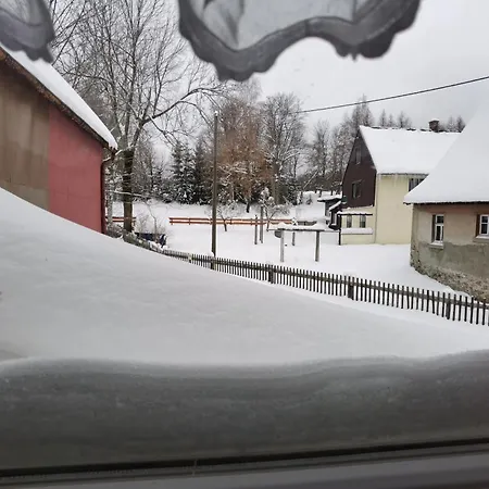 Lägenhet Berghaus Am Felsbruch Ot Hammerunterwiesenthal Oberwiesenthal